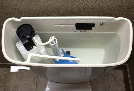 Toilet flapper not sealing