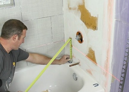 How to tile a bathroom wall for Beginners