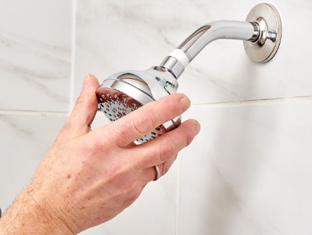 What causes a single handle shower faucet to leak?